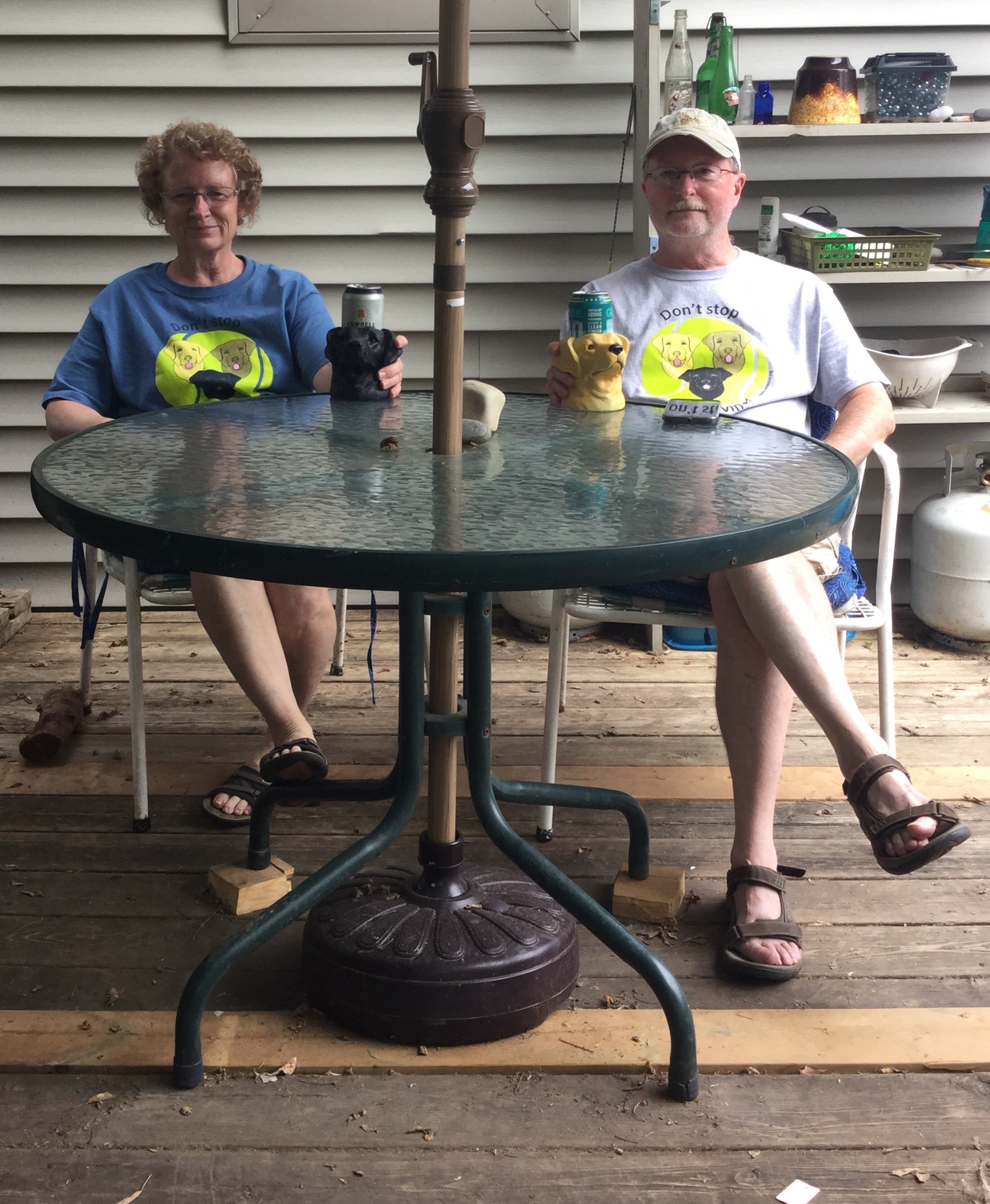 DFDE93A9-9BC9-4F7B-A5D6-840875DE81C4