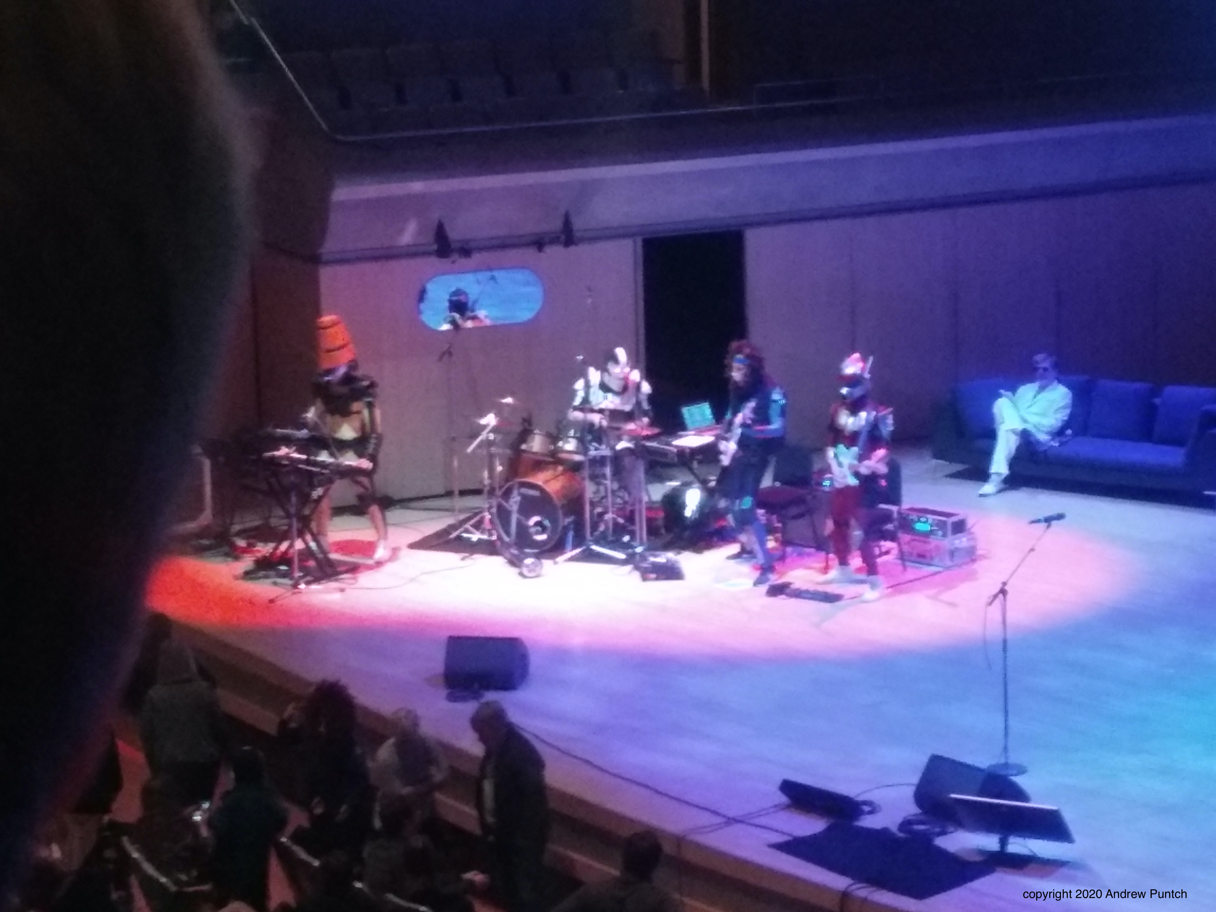 70EB1708-4625-4D1D-9140-9F40194392E8_1_201_a